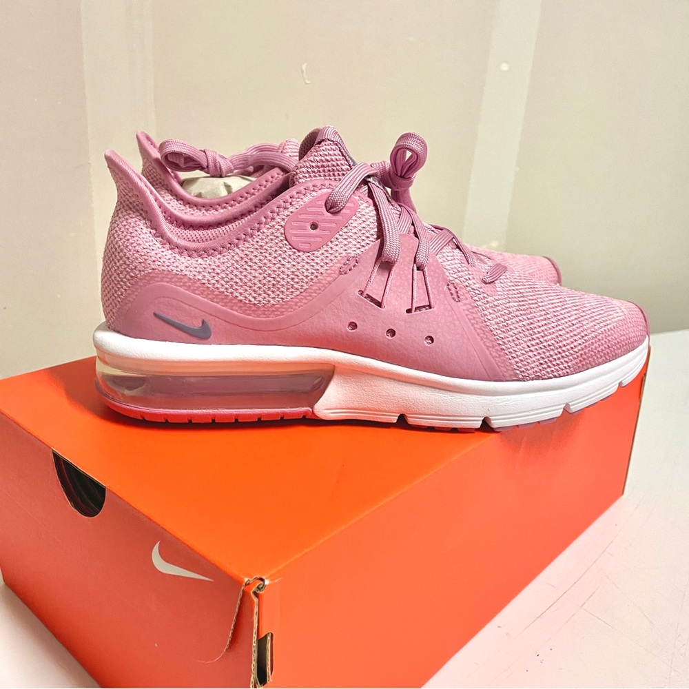 NIB NIKE AIR MAX SEQUENT 3 (GS) Size 7Y